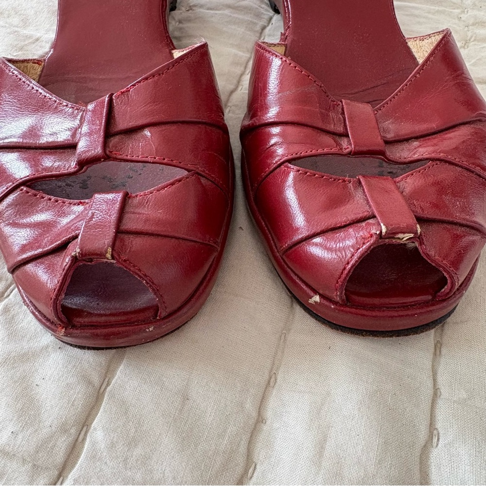 Red Leather REMIX 40s inspired sandals. 39 - Picture 2 of 7